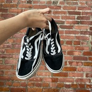 Vans off the wall low rise shoe